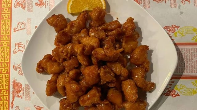 . (午) 陈皮鸡 Orange Chicken.