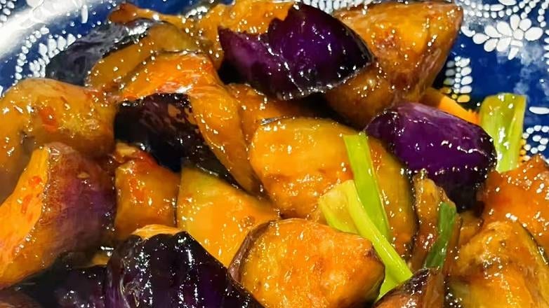 G3. 鱼香茄子 Yu Xiang Eggplant.