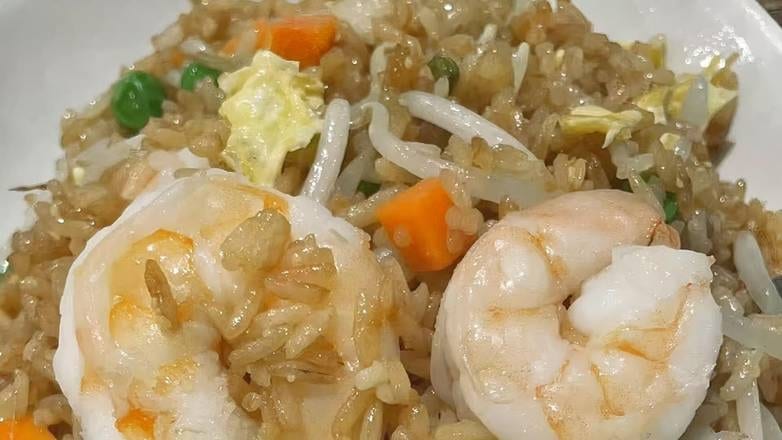 H12. 虾炒饭 Shrimp Fried Rice.