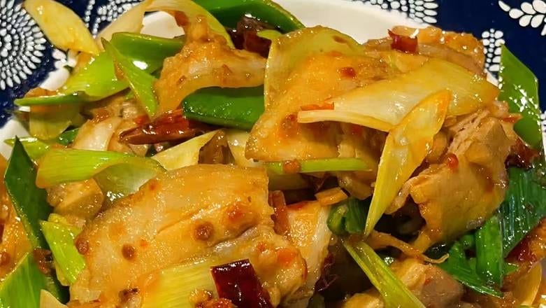 B23. 回锅肉 Twice Cooked Pork.