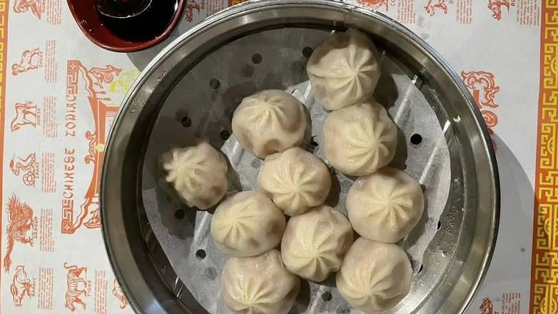 小笼包 Small Steamed Bun (10 Pieces.).