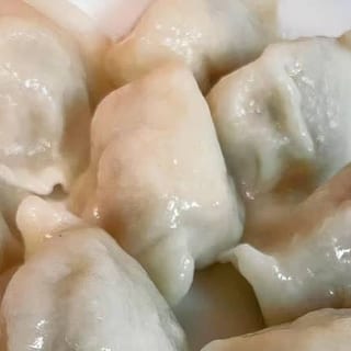 三鲜水饺 Chinese Chives & Shrimp Dumplings