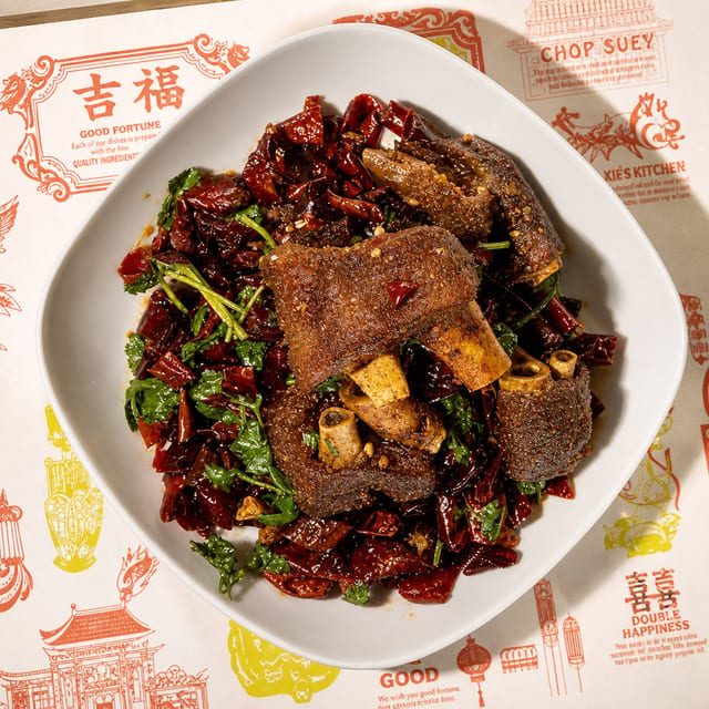 香辣猪脚 House Spicy Dry Chili Pig Feet.