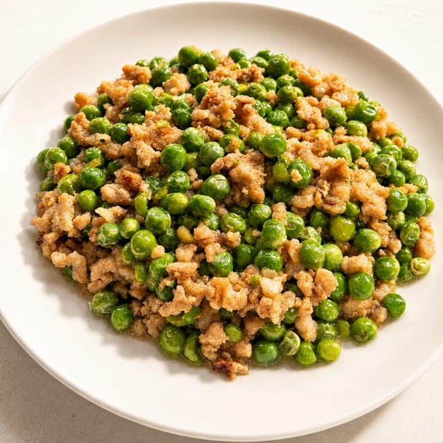 烂肉豌豆 (肉末悶豌豆) Minced Meat with Mushy Peas.
